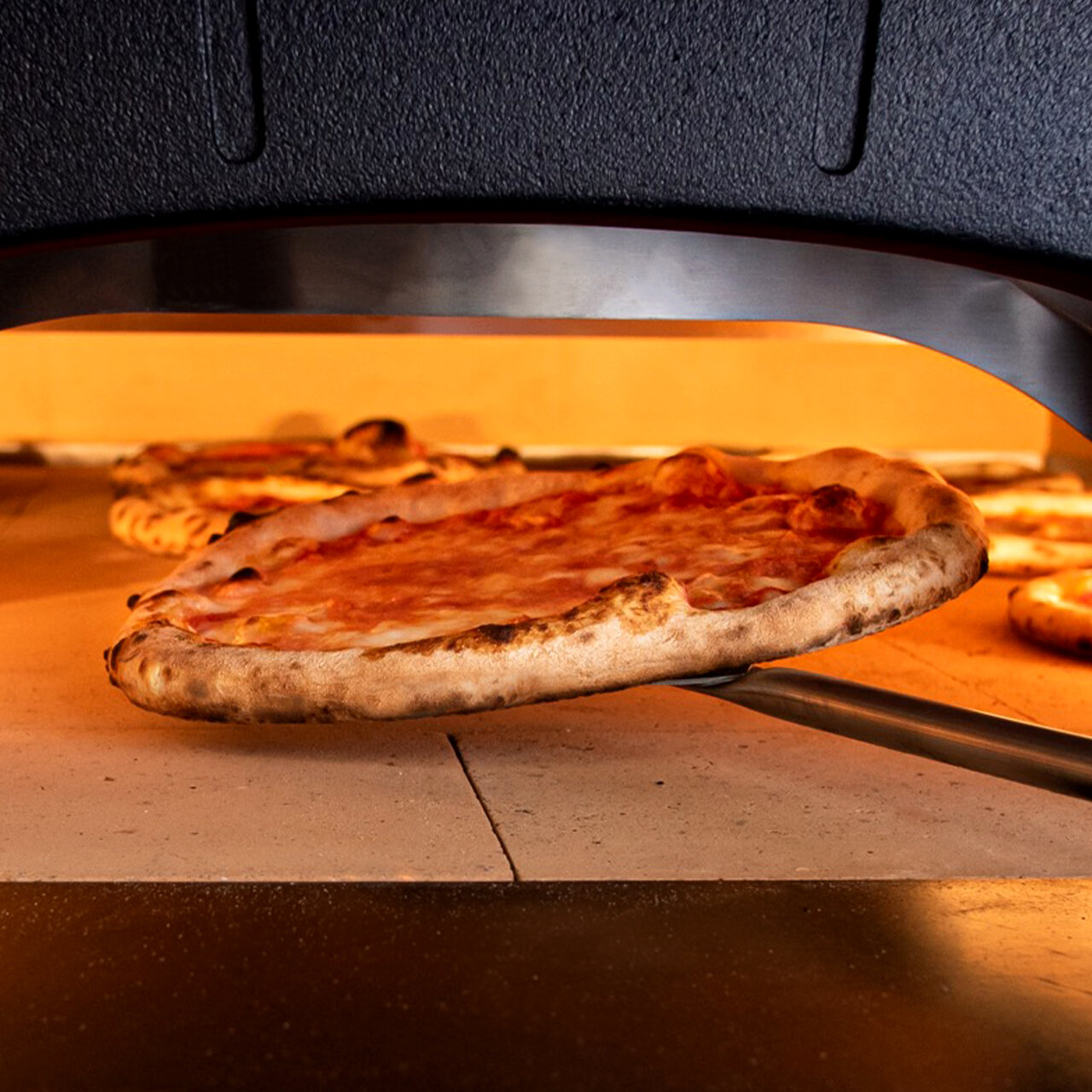 pizza tonda classica croccante